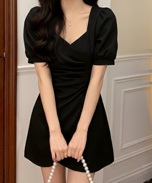 NANEA(ナネア)の「フレンチガーリーアシンメトリーワンピース(ワンピース・レディース・ブラック/ホワイト・MEDIUM/SMALL)」の19枚目の写真