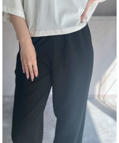 amini（アミニ）の「ワッフルイージーパンツ（その他パンツ・レディース・杢グレー/アイボリー/ブラック・MEDIUM）」の13枚目の写真