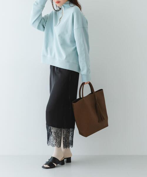 RODE SKO（ロデスコ）の「タッセル軽量2WAYタテナガトートバッグ（トートバッグ・レディース・ブラック/ブラウン・ONE）」の8枚目の写真