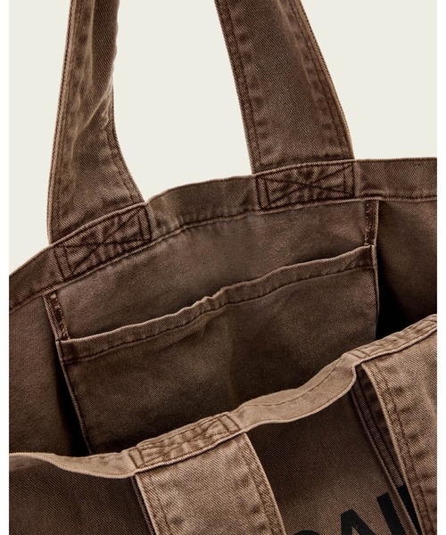 ALLSAINTS(オールセインツ)の「IZZY DENIM TOTE(トートバッグ・レディース・チョコ・ONE SIZE)」の7枚目の写真
