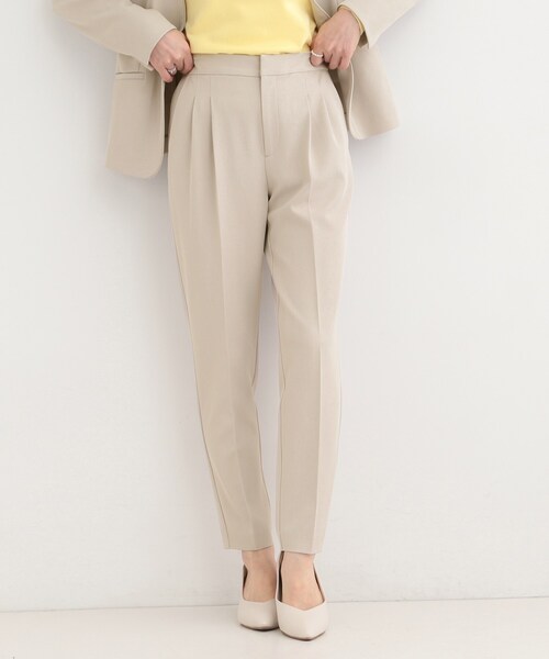 SHOO・LA・RUE（シューラルー）の「【多機能】2タックテーパードパンツ（その他パンツ・レディース・ナチュラル/グレー/ネイビー・10/04/03/02/01）」の2枚目の写真