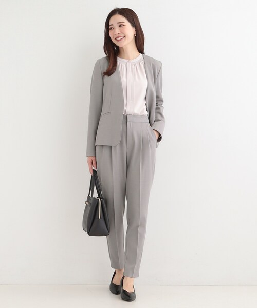 SHOO・LA・RUE（シューラルー）の「【多機能】2タックテーパードパンツ（その他パンツ・レディース・ナチュラル/グレー/ネイビー・10/04/03/02/01）」の6枚目の写真