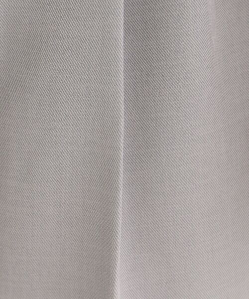 SHOO・LA・RUE（シューラルー）の「【多機能】2タックテーパードパンツ（その他パンツ・レディース・ナチュラル/グレー/ネイビー・10/04/03/02/01）」の7枚目の写真