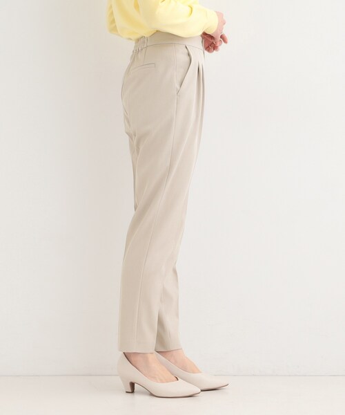 SHOO・LA・RUE（シューラルー）の「【多機能】2タックテーパードパンツ（その他パンツ・レディース・ナチュラル/グレー/ネイビー・10/04/03/02/01）」の9枚目の写真