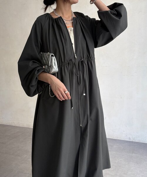 DouDou(ドゥドゥ)の「【WEB限定】バルーンスリーブドロストコート(その他アウター・レディース・チャコールグレー/ベージュ・FREE)」の10枚目の写真