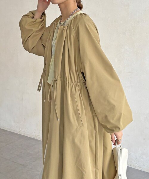 DouDou(ドゥドゥ)の「【WEB限定】バルーンスリーブドロストコート(その他アウター・レディース・チャコールグレー/ベージュ・FREE)」の19枚目の写真