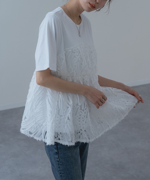 refinedworks（リファインドワークス）の「【refinedworks】異素材 ドッキング ペプラム シルエット プルオーバー！（Tシャツ/カットソー・レディース・オフホワイト/ブラック・FREE）」の22枚目の写真