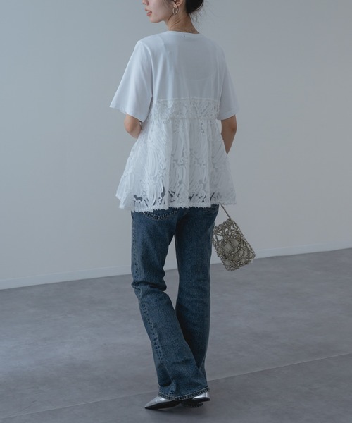 refinedworks（リファインドワークス）の「【refinedworks】異素材 ドッキング ペプラム シルエット プルオーバー！（Tシャツ/カットソー・レディース・オフホワイト/ブラック・FREE）」の12枚目の写真