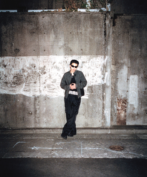 NOMANUAL(NOMANUAL)の「OVERDYED TWO-TONE JACKET - BLACK(デニムジャケット・レディース・その他・LARGE/SMALL/MEDIUM)」の8枚目の写真