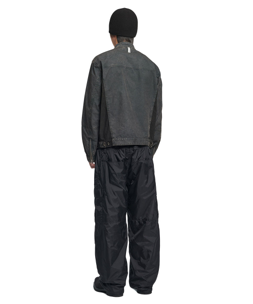 NOMANUAL(NOMANUAL)の「OVERDYED TWO-TONE JACKET - BLACK(デニムジャケット・レディース・その他・LARGE/SMALL/MEDIUM)」の3枚目の写真