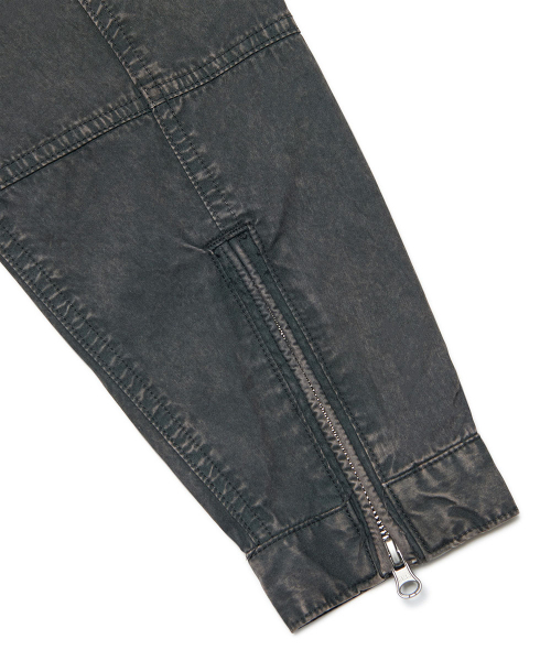 NOMANUAL(NOMANUAL)の「OVERDYED TWO-TONE JACKET - BLACK(デニムジャケット・レディース・その他・LARGE/SMALL/MEDIUM)」の6枚目の写真