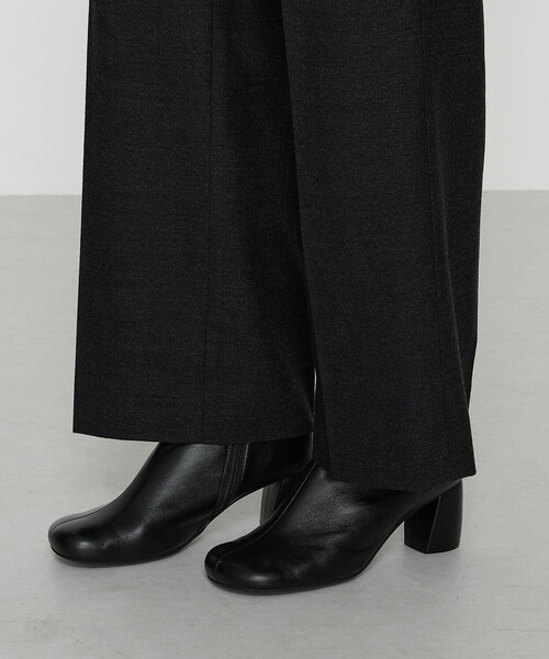 COMME CA(コムサ)の「〔 TALLサイズ 〕 【セットアップ対応】トリアセウールフラノ ワイドパンツ(その他パンツ・レディース・チャコール・15号)」の7枚目の写真