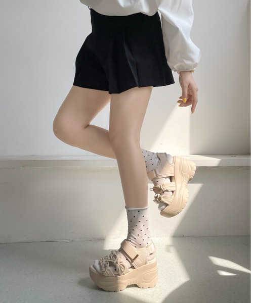 Shoes in Closet(シューズインクローゼット)の「+9.0㎝ 超軽量 厚底 ソフトレザー リボン ギャザー サンダル 5813(サンダル・レディース・ベージュ/ブラック×ブラック/グレー・3L/L/LL/M/S)」の12枚目の写真