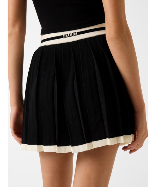 Guess（ゲス）の「GABRY Pleated Skirt Sweater スカート（スカート・レディース・ライトベージュ/ブラック・X-SMALL/SMALL/MEDIUM）」の3枚目の写真