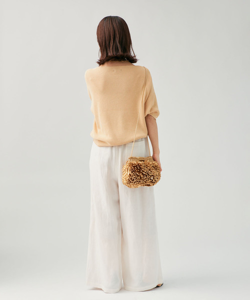 VERMEIL par iena（ヴェルメイユパーイエナ）の「畔ワイドネックオーバープルオーバー（ニット/セーター・レディース・ウッド/ホワイト/ライトイエロー・FREE）」の14枚目の写真