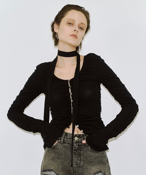 JOSE MOON(ジョゼムーン)の「SPLIT GATHERS CHOKER TOPS/スプリットギャザーチョーカートップス(Tシャツ/カットソー・レディース・ブラック/ホワイト・FREE)」の1枚目の写真