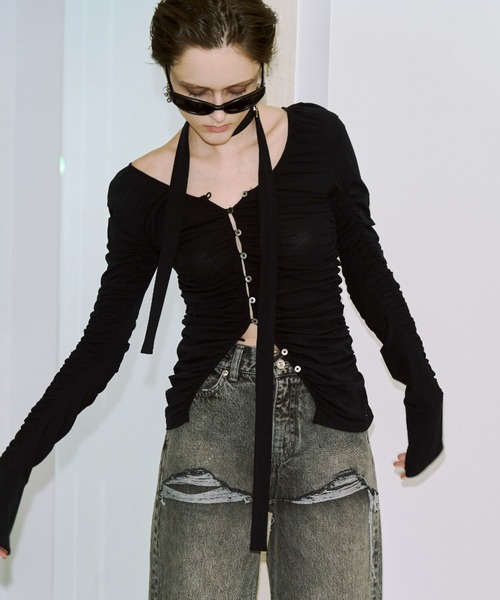 JOSE MOON(ジョゼムーン)の「SPLIT GATHERS CHOKER TOPS/スプリットギャザーチョーカートップス(Tシャツ/カットソー・レディース・ブラック/ホワイト・FREE)」の15枚目の写真