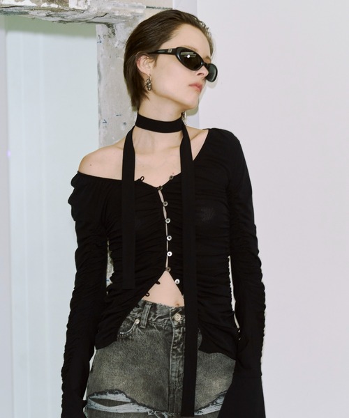 JOSE MOON(ジョゼムーン)の「SPLIT GATHERS CHOKER TOPS/スプリットギャザーチョーカートップス(Tシャツ/カットソー・レディース・ブラック/ホワイト・FREE)」の14枚目の写真