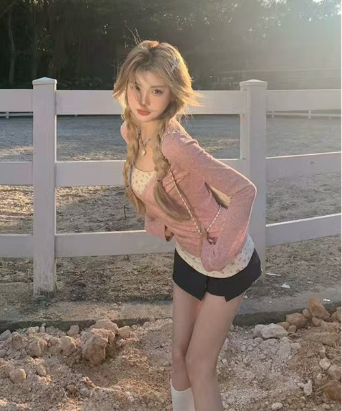 AsheKsha(アシクシャ)の「優しい印象で若々しく見えるシルエットトップス(Tシャツ/カットソー・レディース・ピンク・M)」の3枚目の写真