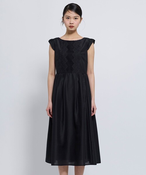 TOCCA（トッカ）の「CHANDELIER LACE ドレス（ワンピース・レディース・ライトグリーン系/ブラック系・0/2/4/6）」の4枚目の写真