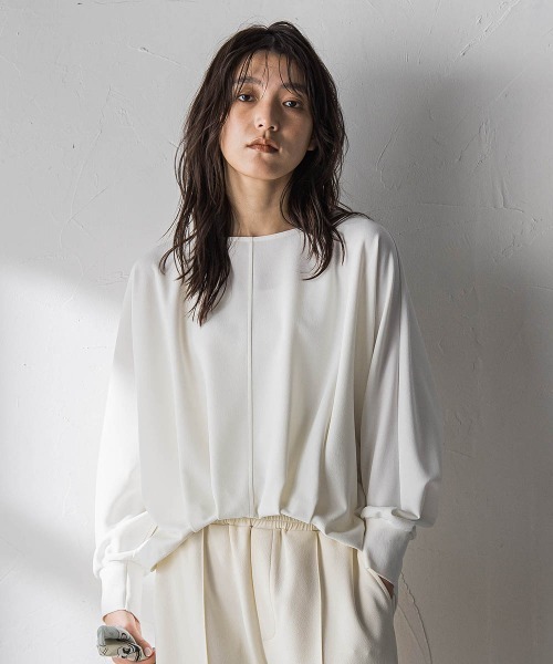 MAYSON GREY（メイソングレイ）の「“ 叶える ” タックヘムドルマンショートプルオーバー（Tシャツ/カットソー・レディース・ブルー/ネイビー/ホワイト・M）」の6枚目の写真