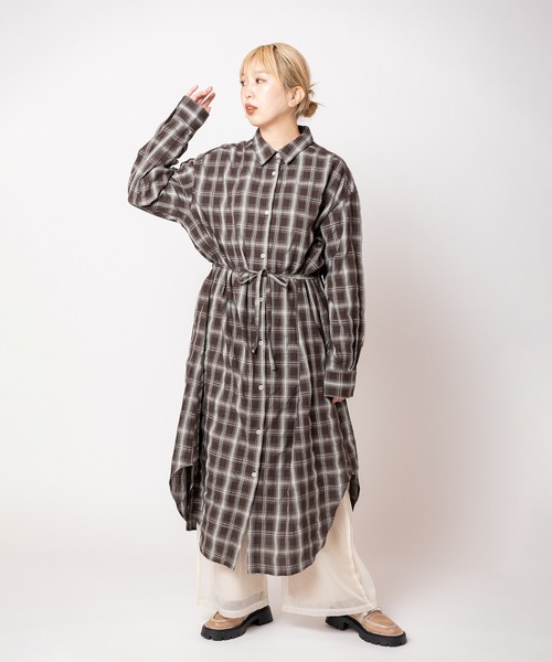 OSMOSIS(オズモーシス)の「2WAYチェックロングシャツブラウス(シャツ/ブラウス・レディース・ブラウン/ダークブラウン/ブラック・ONE SIZE)」の18枚目の写真