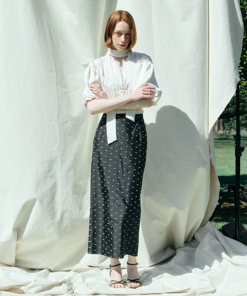 EIMY ISTOIRE(エイミーイストワール)の「CAMILLE DOT JACQUARD SKIRT(スカート・レディース・ホワイト/ブラック・38/36)」の4枚目の写真