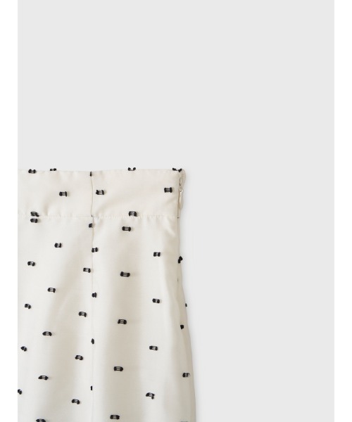 EIMY ISTOIRE(エイミーイストワール)の「CAMILLE DOT JACQUARD SKIRT(スカート・レディース・ホワイト/ブラック・38/36)」の9枚目の写真
