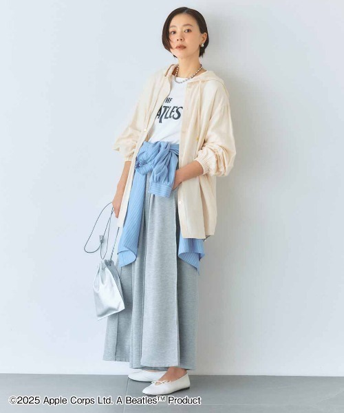 IEDIT(イディット)の「IEDIT ダブルガーゼ素材がうれしい はおりにもプルオーバーにもなるこなれフーディー長め丈シャツ(シャツ/ブラウス・レディース・アイボリー/ブルー・M/L/LL/S)」の3枚目の写真