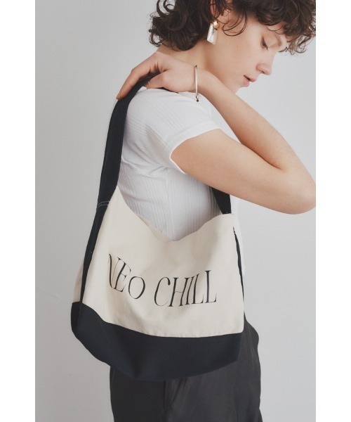 Muel Chic（ミュエルシック）の「Neo Chill tote bag  ネオチルトートバッグ（トートバッグ・レディース・ベージュ/ネイビー/ブラック/レッド・ONE SIZE）」の8枚目の写真