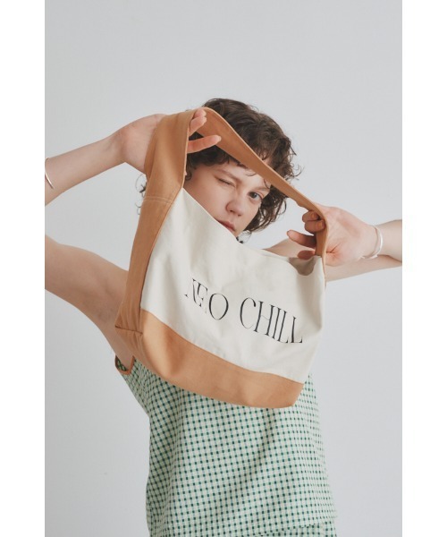 Muel Chic（ミュエルシック）の「Neo Chill tote bag  ネオチルトートバッグ（トートバッグ・レディース・ベージュ/ネイビー/ブラック/レッド・ONE SIZE）」の13枚目の写真