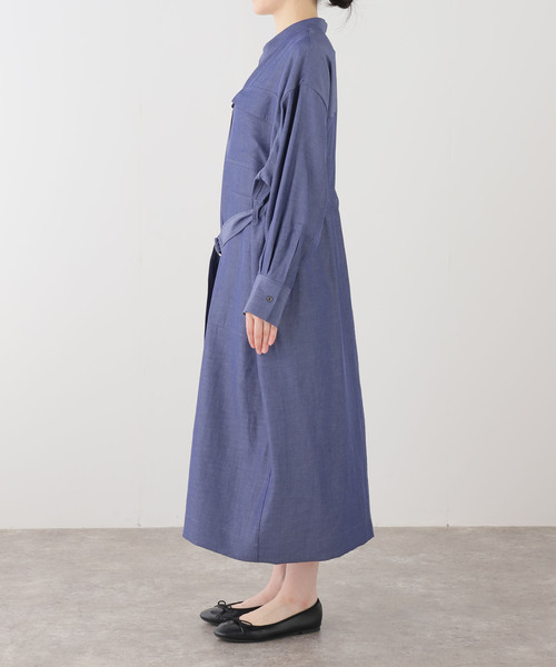 IENA（イエナ）の「2WAY シャンブレー ワークワンピース（ワンピース・レディース・ブラック系その他/ネイビー・38/36）」の15枚目の写真