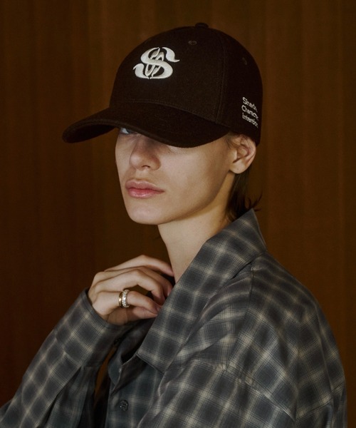 soerte(ソエルテ)の「Wool Blend Classic Baseball Cap/ウールブレンドクラシックベースボールキャップ(キャップ・メンズ・ボルドー/ブラック/グレー/ブラウン・FREE)」の11枚目の写真