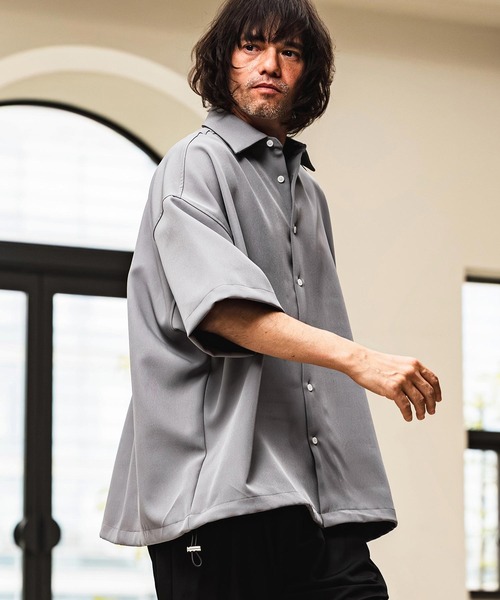 CAMBIO(カンビオ)の「mhs2629- Polyester Tropical Short Sleeve Shirts トロピカルシャツ(S65026cmb)(シャツ/ブラウス・メンズ・キナリ/ブラック/ブルー/グレー・M/S/L)」の3枚目の写真