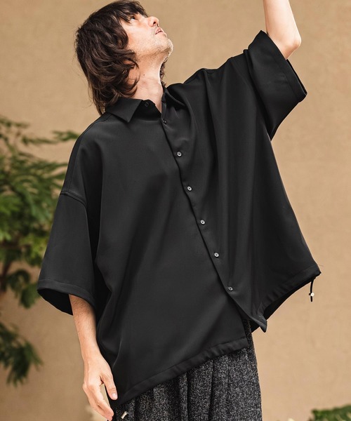 CAMBIO(カンビオ)の「mhs2629- Polyester Tropical Short Sleeve Shirts トロピカルシャツ(S65026cmb)(シャツ/ブラウス・メンズ・キナリ/ブラック/ブルー/グレー・M/S/L)」の2枚目の写真