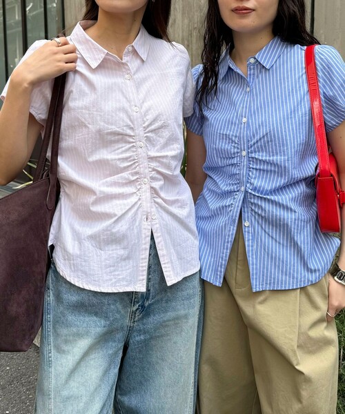 fredy emue(フレディエミュ)の「フロントギャザーちび袖ブラウス(シャツ/ブラウス・レディース・ブルー系その他/サックスブルー/オフホワイト/ピンク系その他・38)」の4枚目の写真