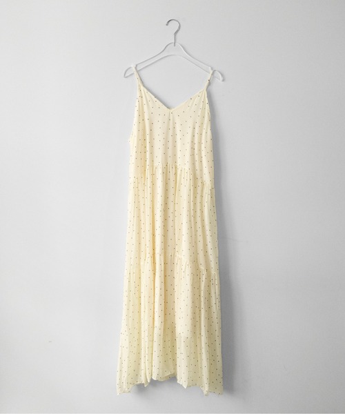on:nue（オンニュ）の「【on:nue】クリンクルドット ティアードキャミワンピース/2026 SS COLLECTION（ワンピース・レディース・ブラック/アイボリー/レッド・FREE）」の6枚目の写真