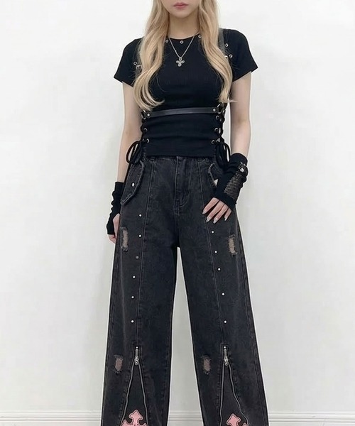 Diable baiser(ディアブルベーゼ)の「ハトメレースアップY2K半袖カットソートップス(Tシャツ/カットソー・レディース・ブラック・MEDIUM/LL/LARGE)」の3枚目の写真