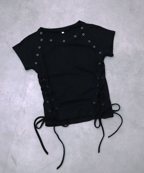 Diable baiser(ディアブルベーゼ)の「ハトメレースアップY2K半袖カットソートップス(Tシャツ/カットソー・レディース・ブラック・MEDIUM/LL/LARGE)」の9枚目の写真