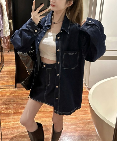 Girly Doll(ガーリードール)の「【セットアップ】デニムオーバーサイズシャツ&ミニスカート 上下2点セット(セットアップ・レディース・ブルー・L/M)」の5枚目の写真