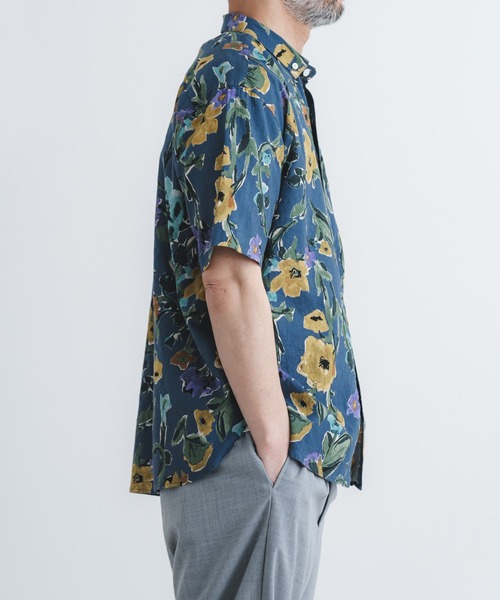 quadro（クオドロ）の「綿麻シーチング花柄pt BD半袖シャツ（シャツ/ブラウス・メンズ・ネイビー・MEDIUM/LARGE）」の8枚目の写真