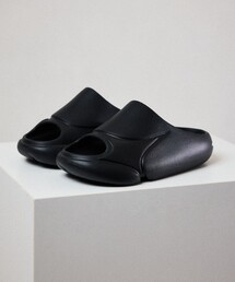 1807/イチハチゼロナナ 限定展開 STAR SLIPPERS/スライドサンダル