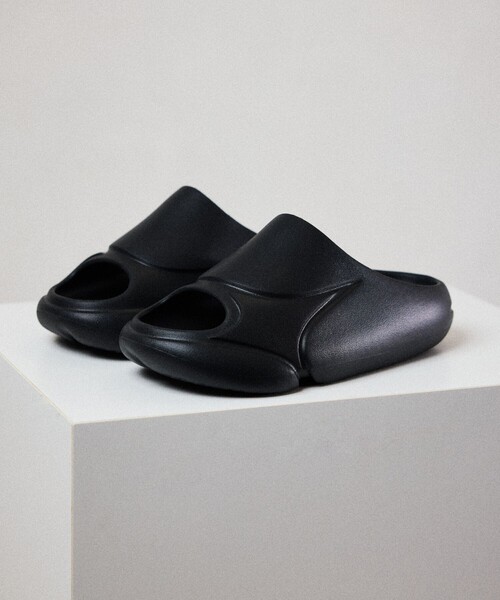 FREAK'S STORE(フリークスストア)の「1807/イチハチゼロナナ 限定展開 STAR SLIPPERS/スライドサンダル(サンダル・メンズ・ホワイト/ピンク/ブラウン/オレンジ/ブラック・26/25/24/23/29/27.5)」の2枚目の写真