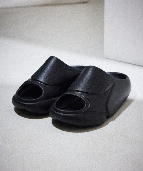 FREAK'S STORE(フリークスストア)の「1807/イチハチゼロナナ 限定展開 STAR SLIPPERS/スライドサンダル(サンダル・メンズ・ホワイト/ピンク/ブラウン/オレンジ/ブラック・26/25/24/23/29/27.5)」の6枚目の写真