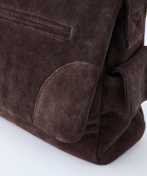 Parts Lab.(パーツラボ)の「【Parts Lab.】Cow Suede Flap Shoulder Bag / リアルスエードフラップショルダーバッグ(ショルダーバッグ・メンズ・ブラウン/ダークグリーン・FREE)」の6枚目の写真