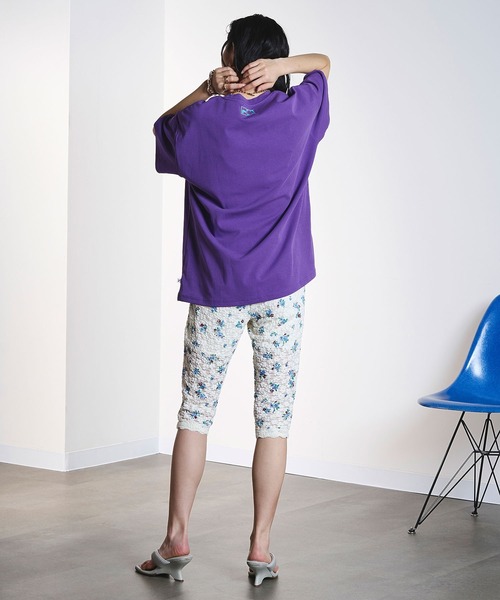 FILA(フィラ)の「(FILAⅹROSEBUD)FILA ROSE T-SHIRTS(Tシャツ/カットソー・レディース・ホワイト/パープル・S/L)」の7枚目の写真
