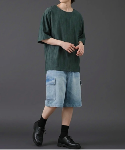 revertical(リバーティカル)の「ヴィンテージウォッシュデニムカーゴショートパンツ/ビッグポケット ワイドシルエット(デニムパンツ・メンズ・サックスブルー/ブラック・LARGE/MEDIUM)」の12枚目の写真