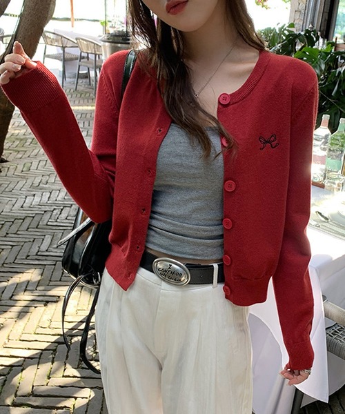 Nia(ニア)の「Nia(ニア)/リボン刺繍付きカーディガン(カーディガン/ボレロ・レディース・レッド/ブラック/グレー/ブルー・FREE)」の2枚目の写真