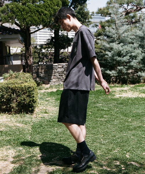 HORLISUN(ホーリーサン)の「Lawrence Short Embroidery T-shirt - Eagle talon & Feather Charcoal(Tシャツ/カットソー・メンズ・その他・SMALL/MEDIUM/LARGE)」の8枚目の写真