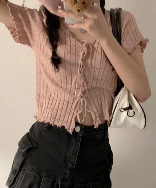 AVYL(アヴィル)の「フロントレースアップ半袖コンパクトトップス(Tシャツ/カットソー・レディース・ピンク/ブラック/ホワイト・M)」の13枚目の写真